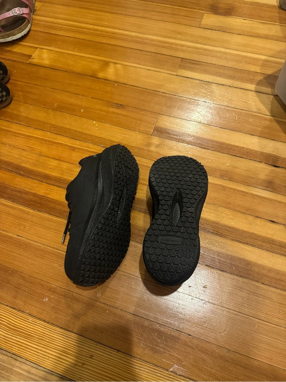 Women's Black Composite toe Sneakers